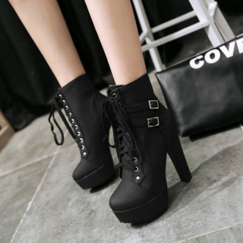 Stivaletti con plateau da donn - Block Heel Ankle Boots recensione e prezzo