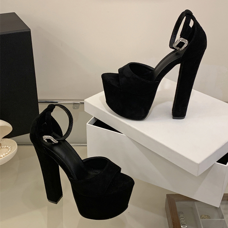 Sandali con Tacco Alto Estremo - Peep Toe Heels recensione e prezzo