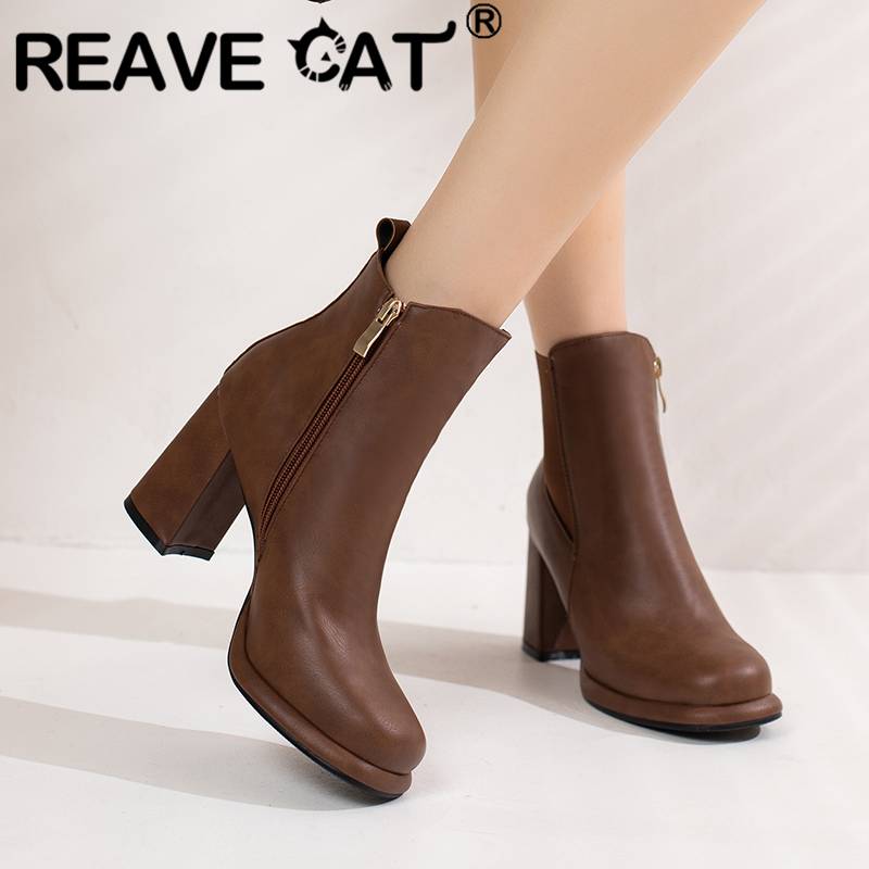 REAVE CAT Womens Short Boots 1 - Women'S Shoes Big Feet recensione e prezzo