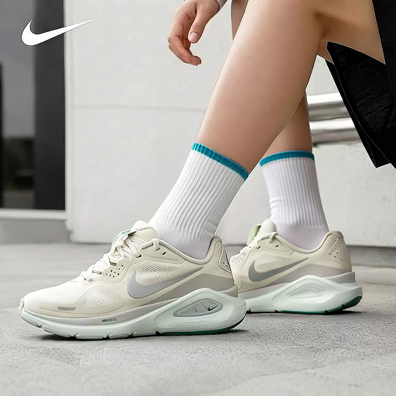 Scarpe da Corsa Nike per Donna - Women Shoes Zoom recensione e prezzo