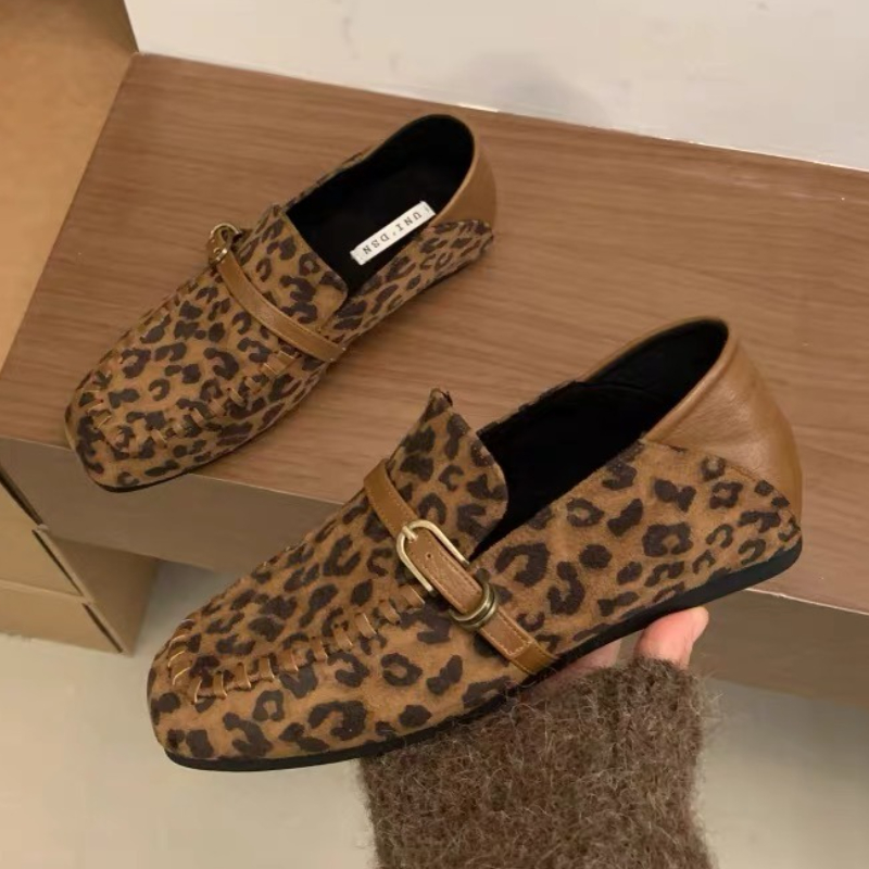 Scarpe basse eleganti in pelle - Women Shoes Brand recensione e prezzo